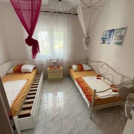 Apartments By The Sea Businci, Ciovo - 9450 تروغير المظهر الخارجي الصورة