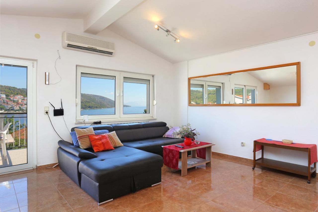 Apartments By The Sea Businci, Ciovo - 9450 تروغير المظهر الخارجي الصورة