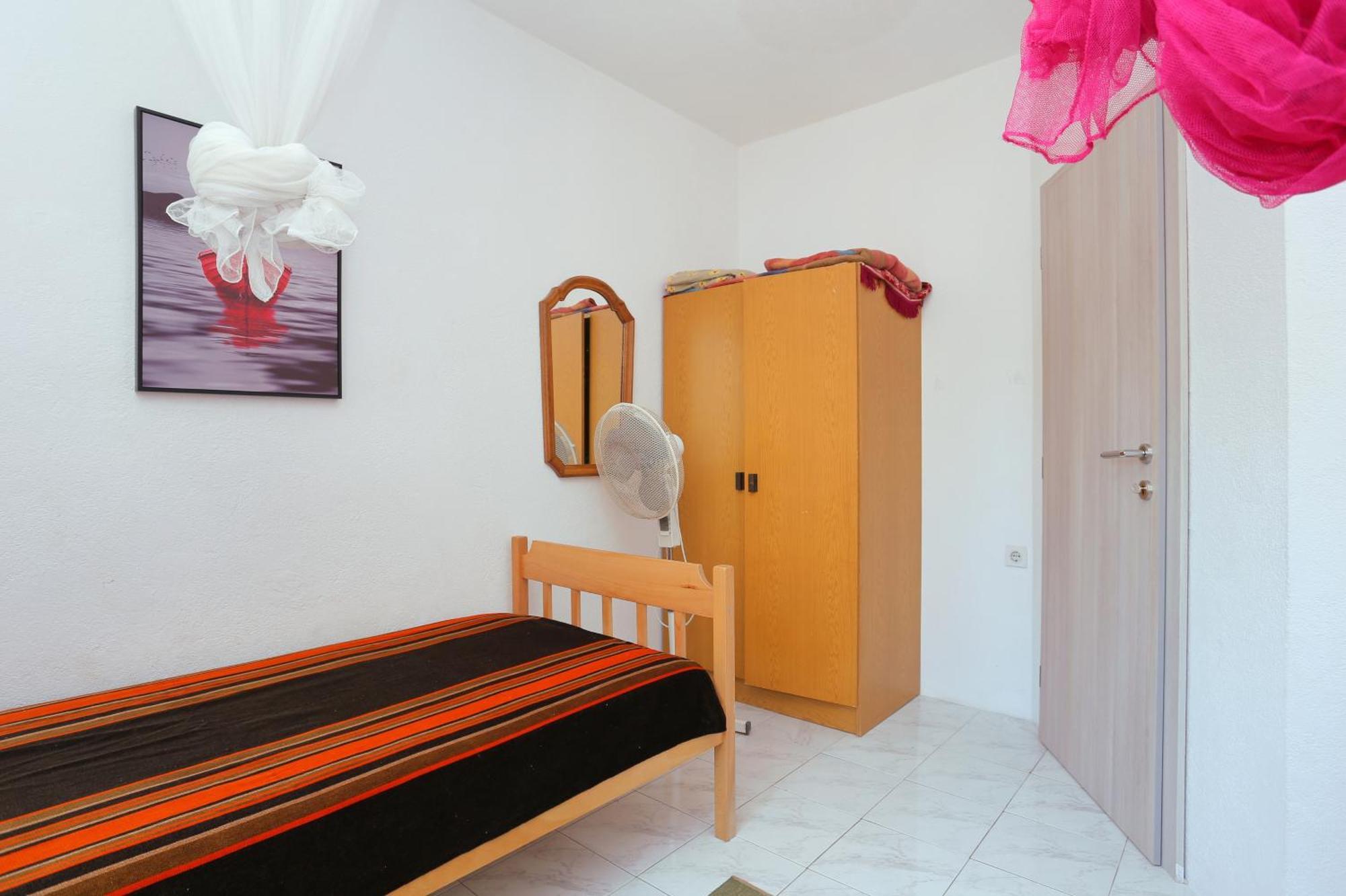 Apartments By The Sea Businci, Ciovo - 9450 تروغير الغرفة الصورة